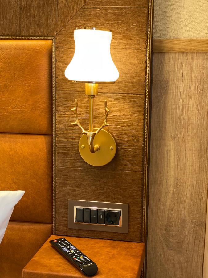 Golden Gapa "Gasthof Zum Lamm" Garmisch-Partenkirchen Exterior foto